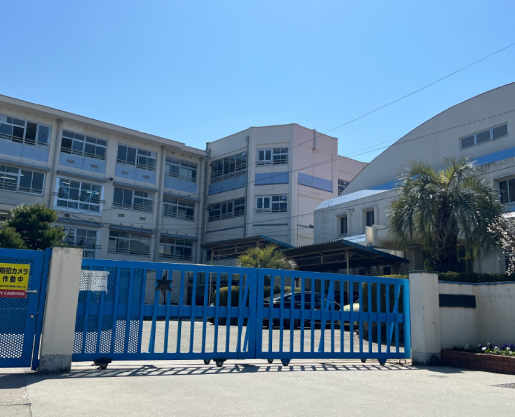 市立金剛中学校